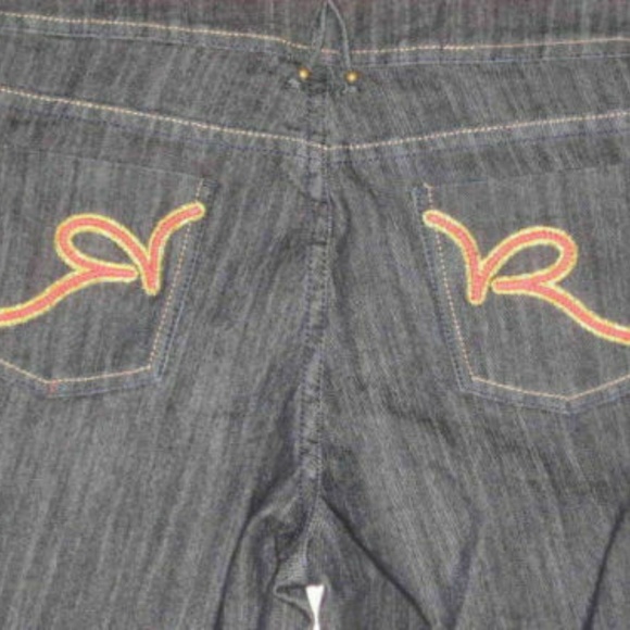 NWT ROCAWEAR Cuff Dark Wash Crop Jean Capri PLUS SIZE 14 - Picture 8 of 11